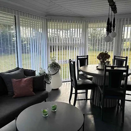 Charming Summer House Near Lyngs Beach Sæby