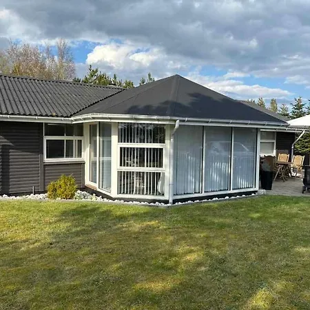 度假居 Charming Summer House Near Lyngs Beach Sæby